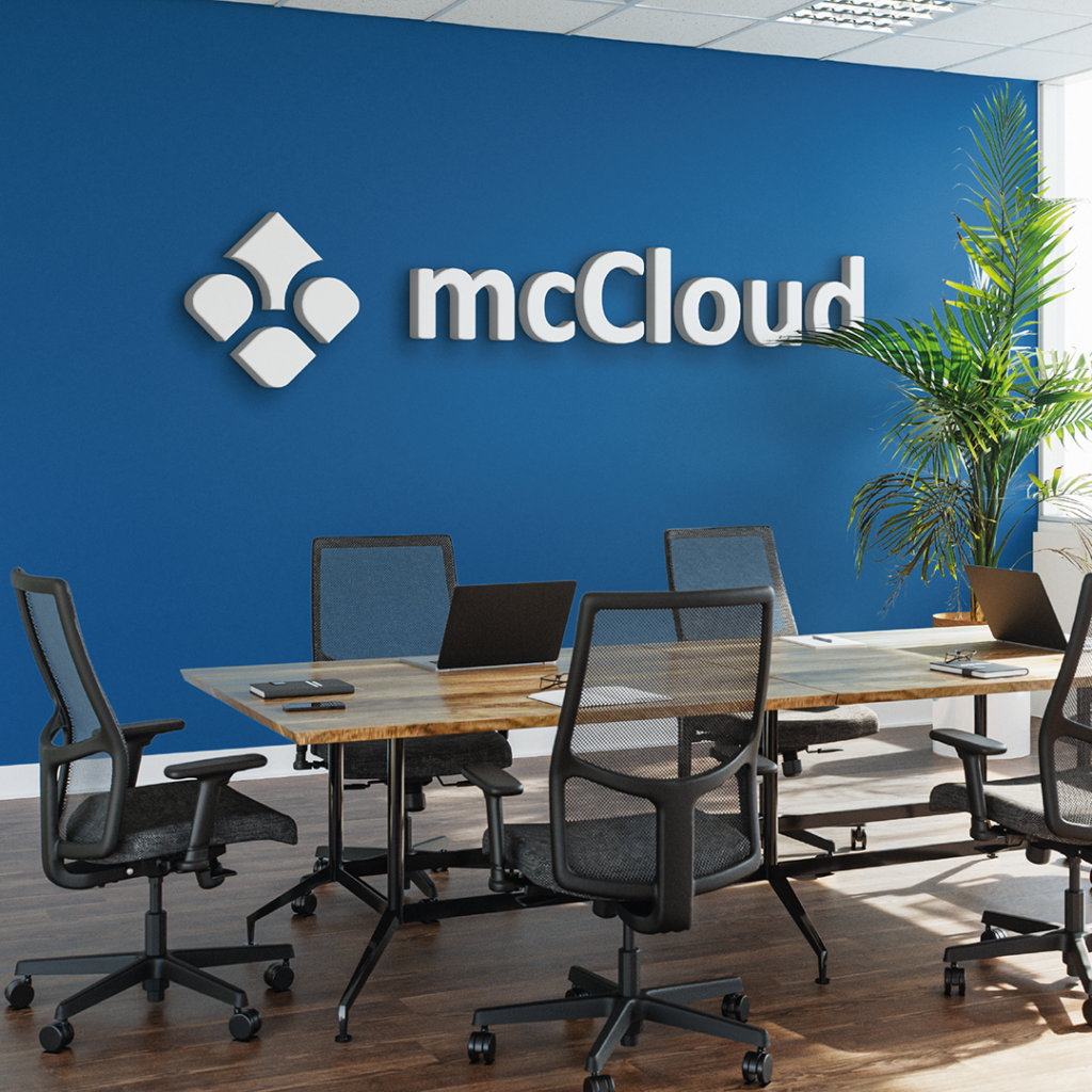 Логотип та айдентика IT-компанії mcCloud